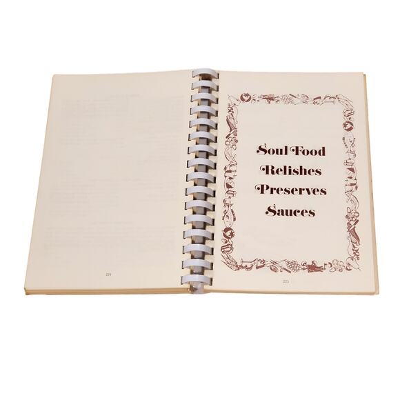 Vtg The Southern Gourmet Cookbook Virginia Clower Robbins 1973 First Printing - Picture 11 of 13